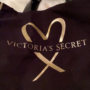 Victoria’s Secret tote bag